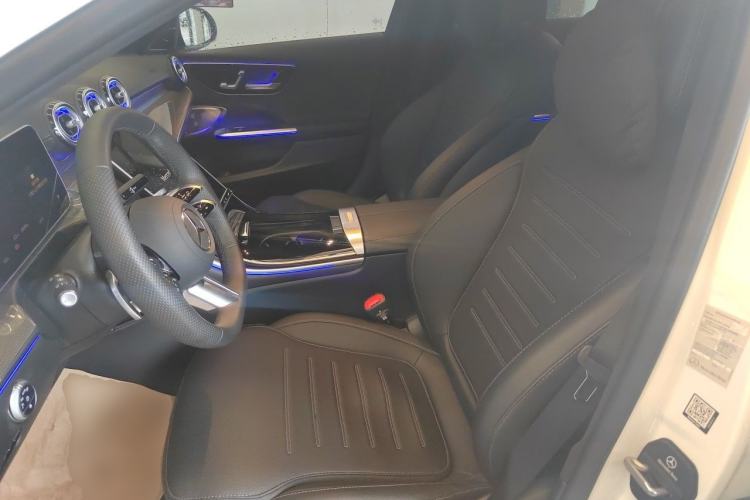 Used Mercedes-Benz C-Class 2025 Refresh C 260 L Night Edition Sports Version Left Front Seat