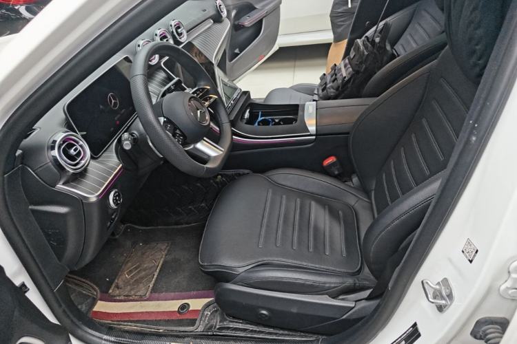 Used Mercedes-Benz C-Class 2025 C 260 L Obsidian Night Sport Edition Left Front Seat