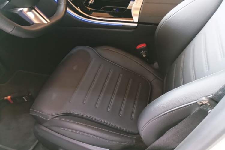 Used Mercedes-Benz C-Class 2025 C 260 L Obsidian Night Sport Edition Left Front Seat