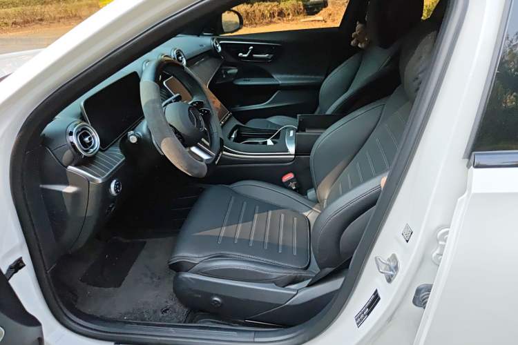 Used Mercedes-Benz C-Class 2025 C 260 L Obsidian Night Sport Edition Left Front Seat