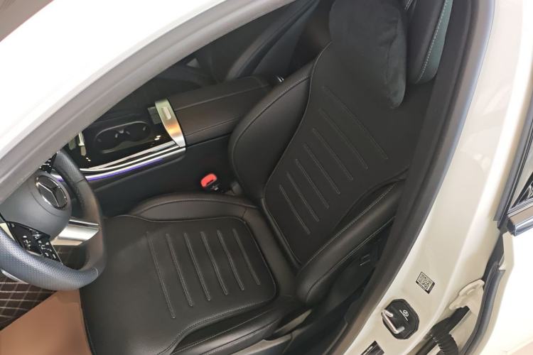 Used Mercedes-Benz C-Class 2025 C 260 L Obsidian Night Sport Edition Left Front Seat