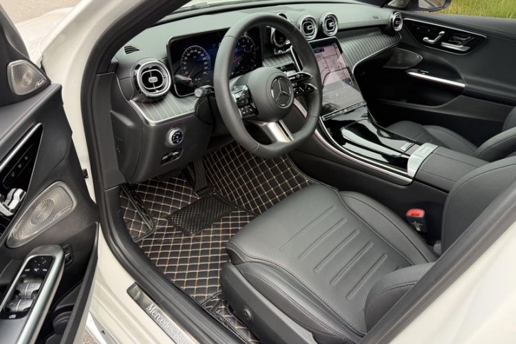 Used Mercedes-Benz C-Class 2025 C 260 L Sport Edition Left Front Seat