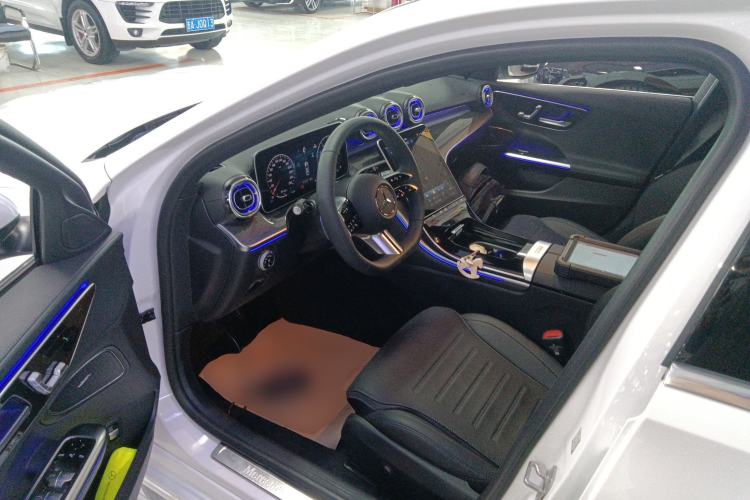 Used Mercedes-Benz C-Class 2025 Facelift C 260 L Sport Edition Left Front Seat