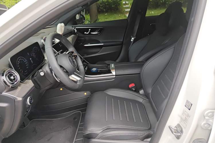 Used Mercedes-Benz C-Class 2025 C 260 L Sport Edition Left Front Seat