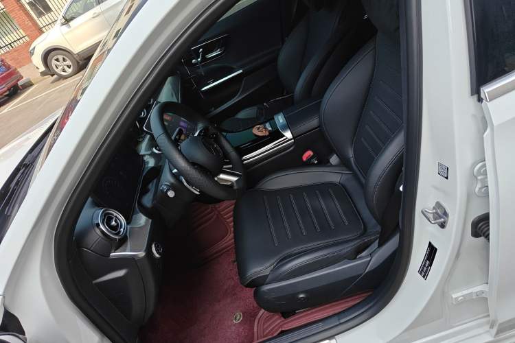 Used Mercedes-Benz C-Class 2025 C 260 L Sport Edition Left Front Seat