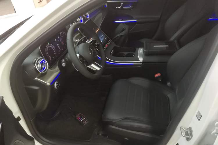 Used Mercedes-Benz C-Class 2025 Facelift C 260 L Sport Edition Left Front Seat