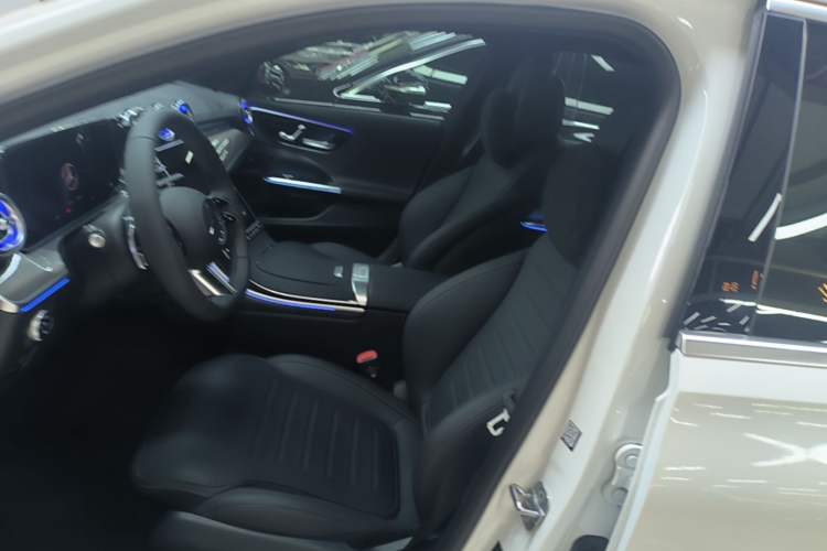 Used Mercedes-Benz C-Class 2025 Facelift C 260 L Sport Edition Left Front Seat