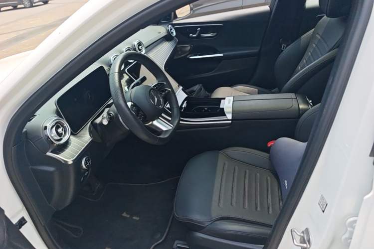 Used Mercedes-Benz C-Class 2025 C 260 L Obsidian Night Sport Edition Left Front Seat