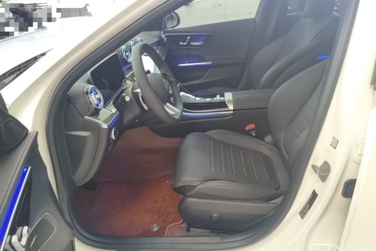 Used Mercedes-Benz C-Class 2025 Facelift C 260 L Sport Edition Left Front Seat