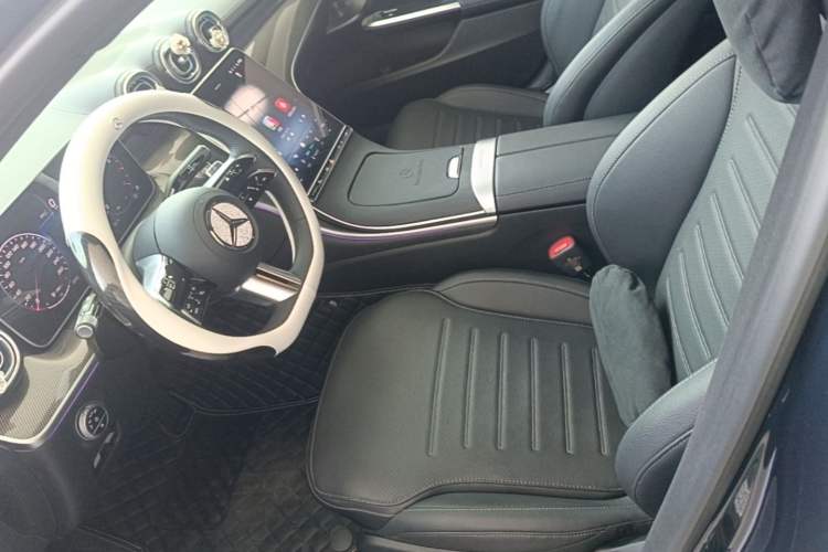 Used Mercedes-Benz C-Class 2025 C 260 L Obsidian Night Sport Edition Left Front Seat