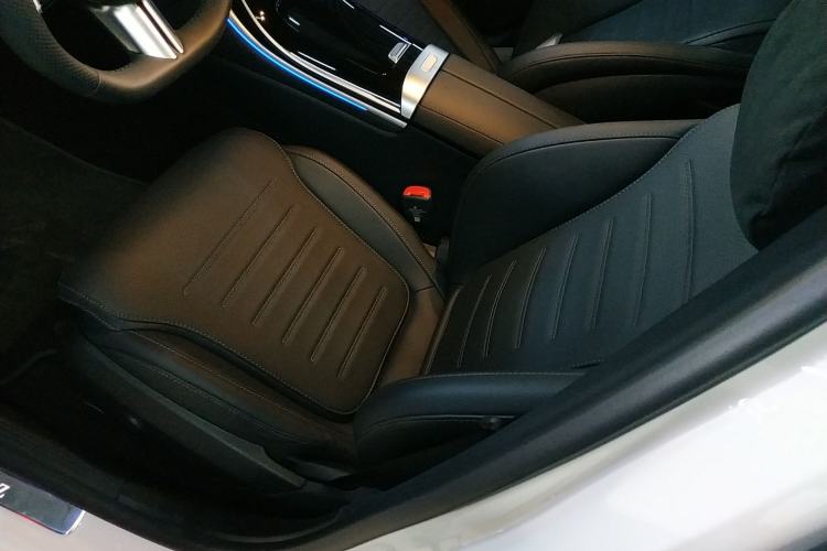 Used Mercedes-Benz C-Class 2025 C 260 L Obsidian Night Sport Edition Left Front Seat