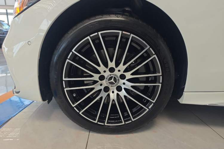 Used Mercedes-Benz C-Class 2025 Facelift C 260 L Sport Edition Left Front Wheel Hub