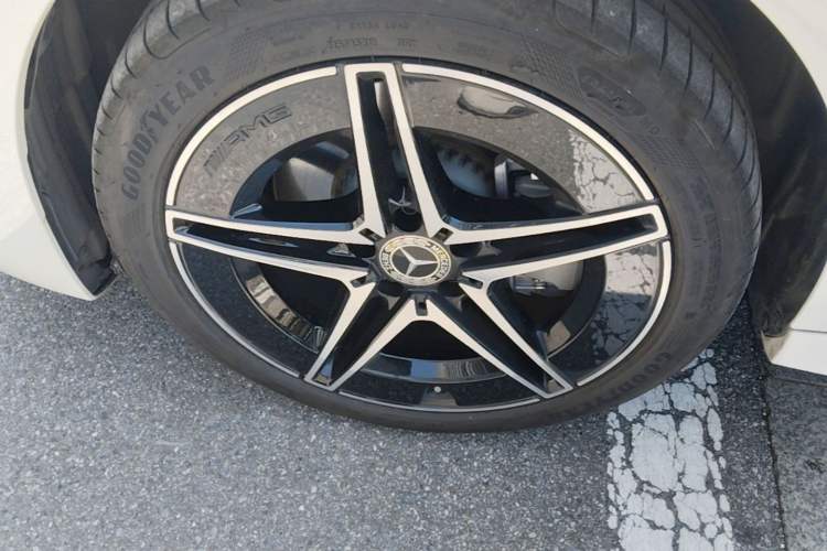 Used Mercedes-Benz C-Class 2025 C 260 L Obsidian Night Sport Edition Left Front Wheel Hub