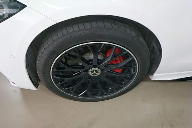 Used Mercedes-Benz C-Class 2025 C 260 L Sport Edition Left Front Wheel Hub