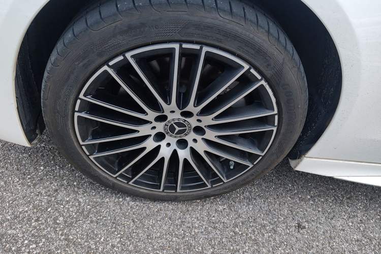 Used Mercedes-Benz C-Class 2025 C 260 L Sport Edition Left Front Wheel Hub