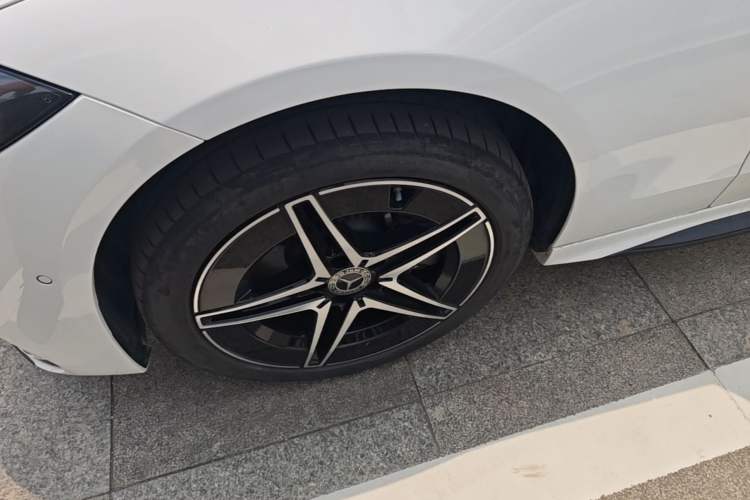 Used Mercedes-Benz C-Class 2025 C 260 L Obsidian Night Sport Edition Left Front Wheel Hub