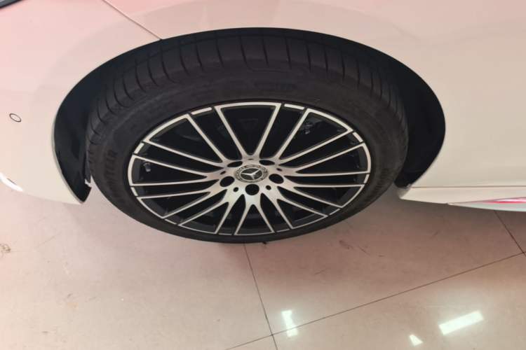 Used Mercedes-Benz C-Class 2025 Facelift C 260 L Sport Edition Left Front Wheel Hub