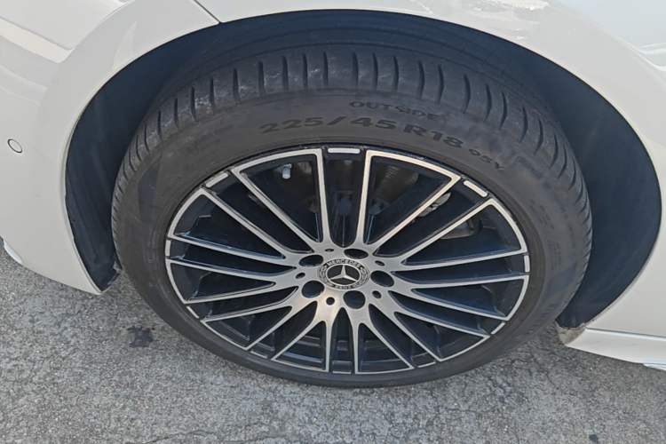 Used Mercedes-Benz C-Class 2025 C 260 L Sport Edition Left Front Wheel Hub
