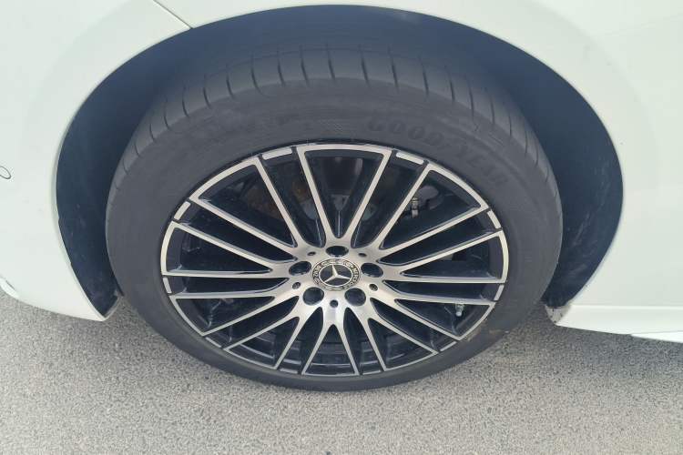 Used Mercedes-Benz C-Class 2025 Facelift C 260 L Sport Edition Left Front Wheel Hub