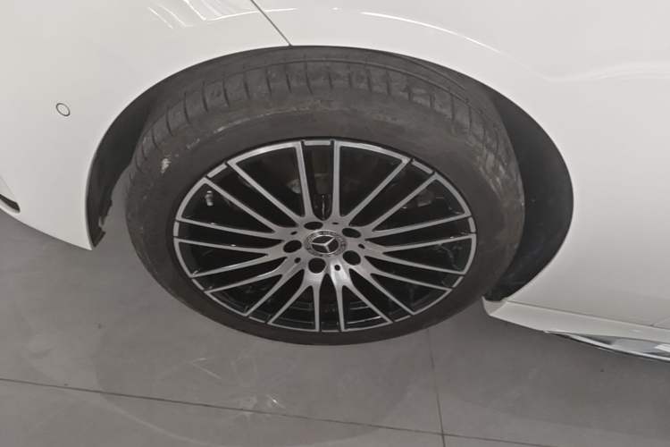 Used Mercedes-Benz C-Class 2025 Facelift C 260 L Sport Edition Left Front Wheel Hub