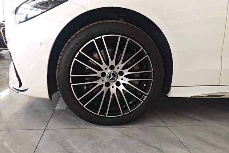 Used Mercedes-Benz C-Class 2025 Facelift C 260 L Sport Edition Left Front Wheel Hub