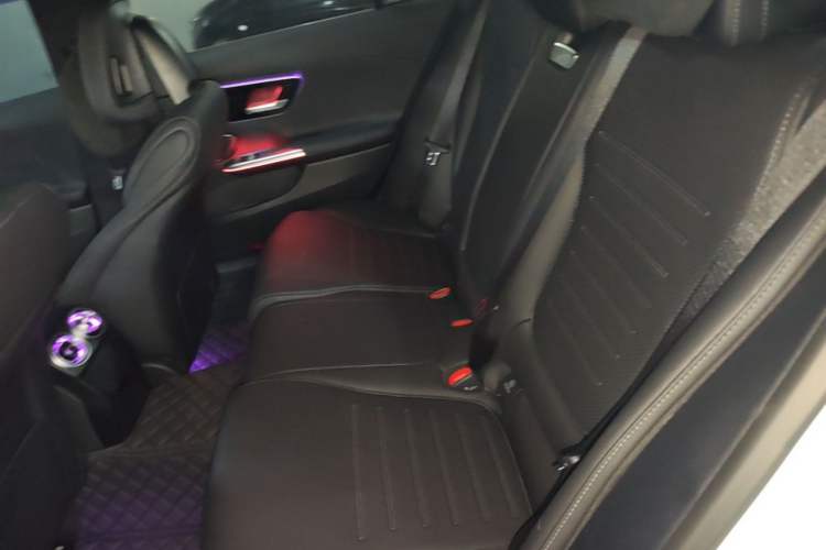 Used Mercedes-Benz C-Class 2025 C 260 L Sport Edition Left Rear Seat