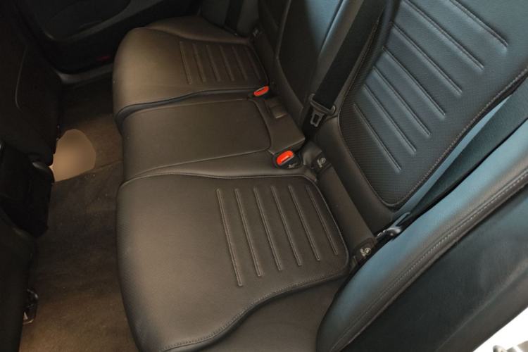 Used Mercedes-Benz C-Class 2025 C 260 L Sport Edition Left Rear Seat