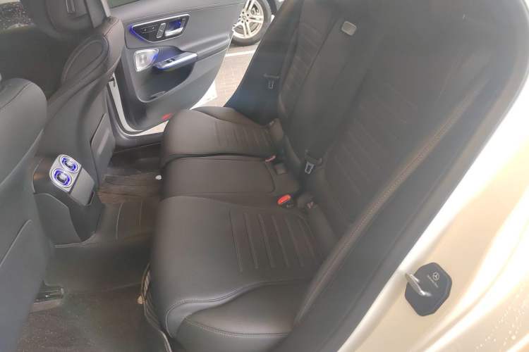 Used Mercedes-Benz C-Class 2025 Refresh C 260 L Night Edition Sports Version Left Rear Seat