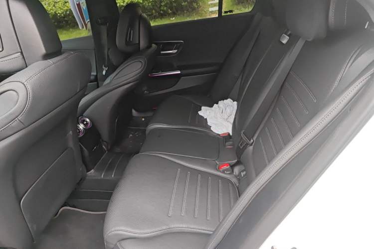 Used Mercedes-Benz C-Class 2025 C 260 L Sport Edition Left Rear Seat