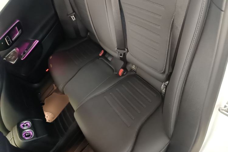 Used Mercedes-Benz C-Class 2025 Refresh C 260 L Night Edition Sports Version Left Rear Seat