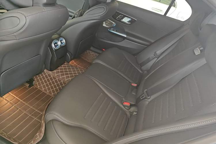 Used Mercedes-Benz C-Class 2025 C 260 L Obsidian Night Sport Edition Left Rear Seat