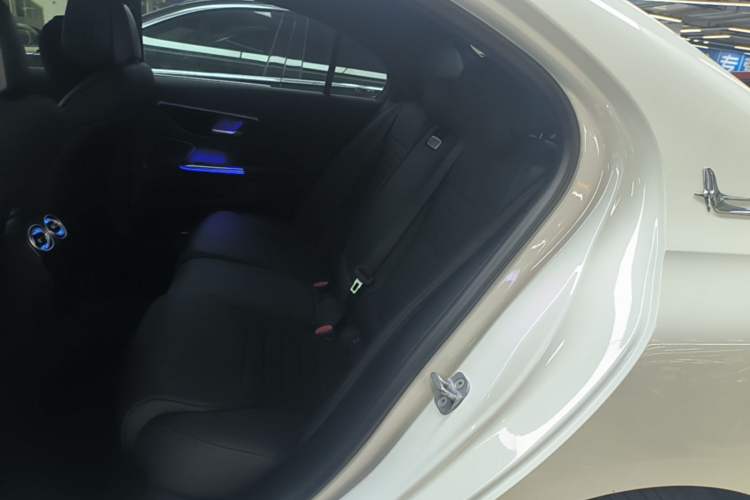 Used Mercedes-Benz C-Class 2025 Facelift C 260 L Sport Edition Left Rear Seat