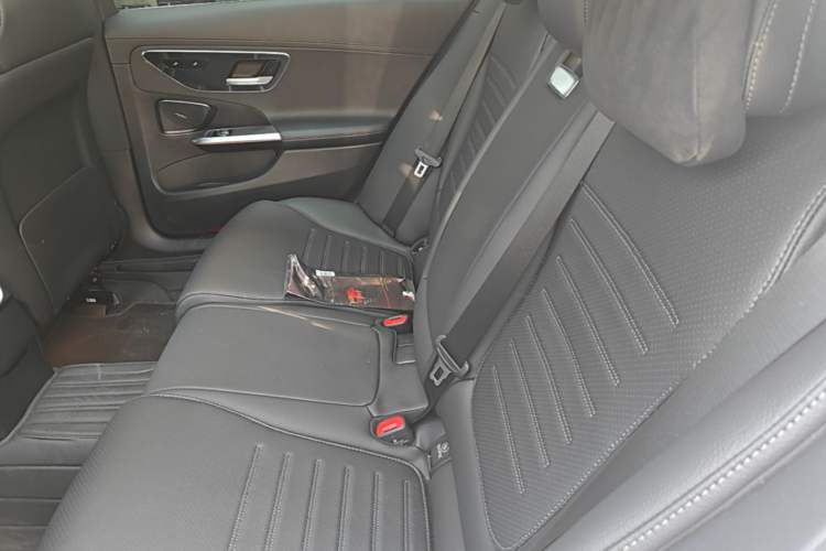 Used Mercedes-Benz C-Class 2025 C 260 L Sport Edition Left Rear Seat