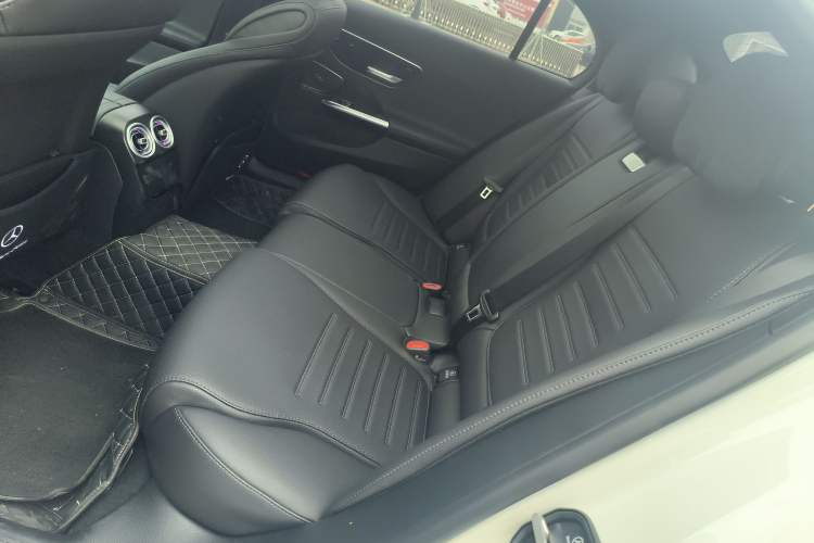 Used Mercedes-Benz C-Class 2025 Facelift C 260 L Sport Edition Left Rear Seat