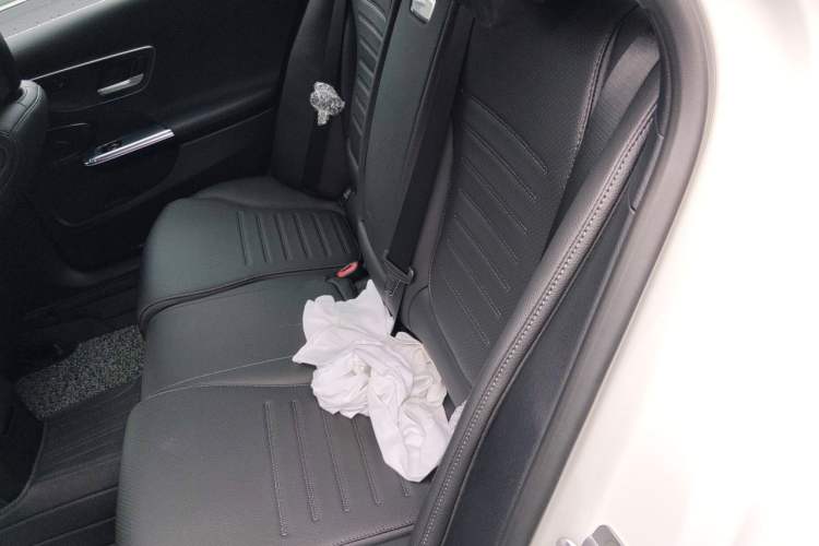 Used Mercedes-Benz C-Class 2025 Facelift C 260 L Sport Edition Left Rear Seat