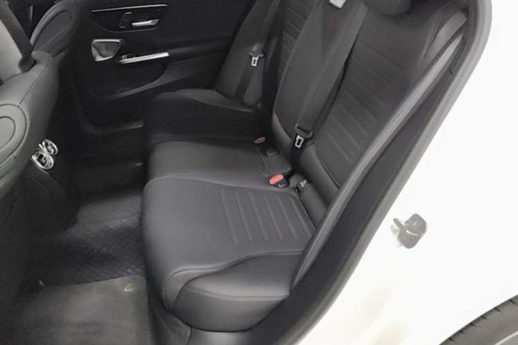 Used Mercedes-Benz C-Class 2025 Refresh C 260 L Night Edition Sports Version Left Rear Seat