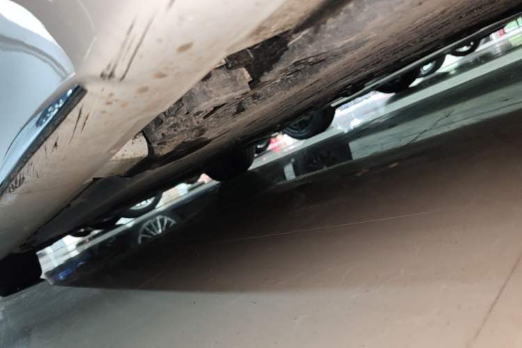 Used Mercedes-Benz C-Class 2025 Facelift C 260 L Sport Edition Left Side Sill