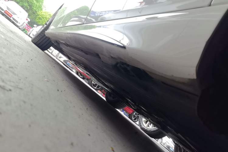 Used Mercedes-Benz C-Class 2025 C 260 L Sport Edition Left Side Sill