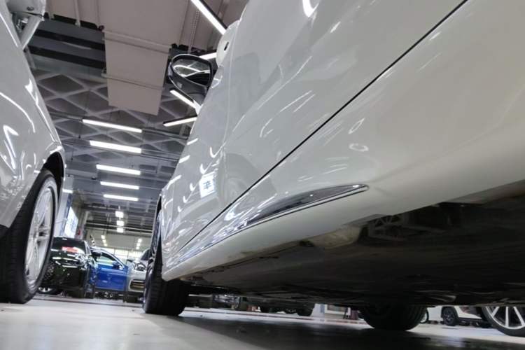 Used Mercedes-Benz C-Class 2025 Facelift C 260 L Sport Edition Left Side Sill