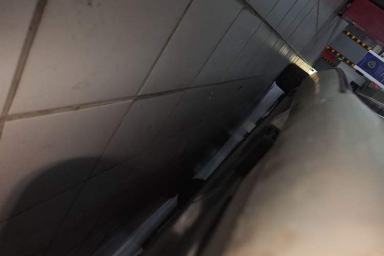 Used Mercedes-Benz C-Class 2025 C 260 L Sport Edition Left Side Sill