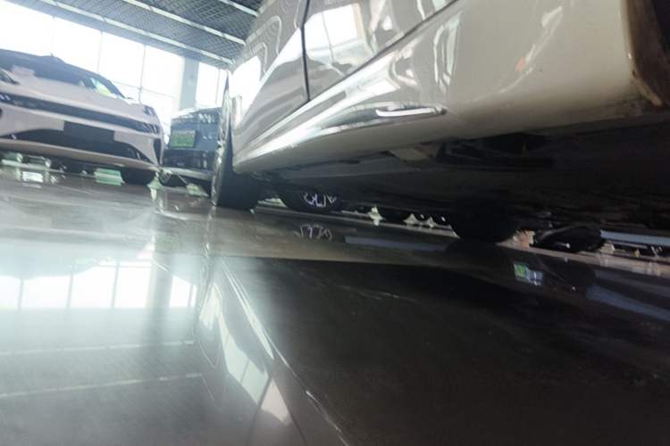Used Mercedes-Benz C-Class 2025 Facelift C 260 L Sport Edition Left Side Sill