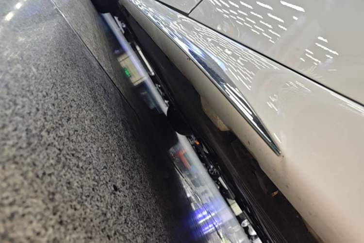 Used Mercedes-Benz C-Class 2025 C 260 L Sport Edition Left Side Sill