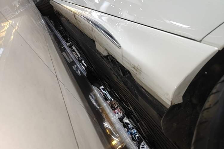 Used Mercedes-Benz C-Class 2025 Facelift C 260 L Sport Edition Left Side Sill