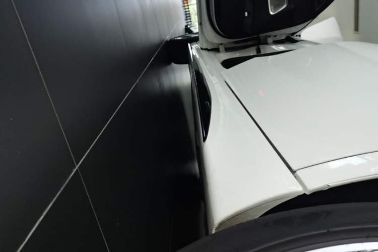 Used Mercedes-Benz C-Class 2025 C 260 L Obsidian Night Sport Edition Left Side Sill
