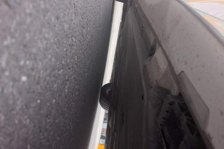 Used Mercedes-Benz C-Class 2025 C 260 L Sport Edition Left Side Sill