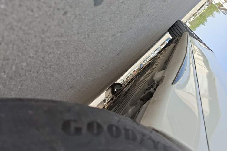 Used Mercedes-Benz C-Class 2025 C 260 L Obsidian Night Sport Edition Left Side Sill
