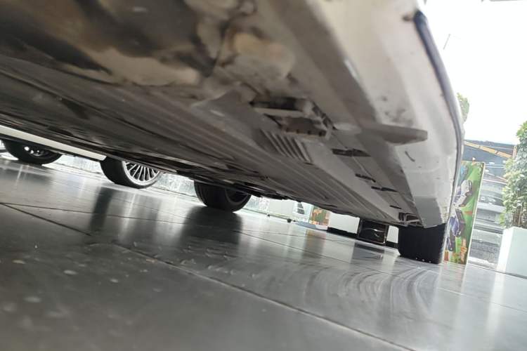 Used Mercedes-Benz C-Class 2025 C 260 L Obsidian Night Sport Edition Left Side Sill