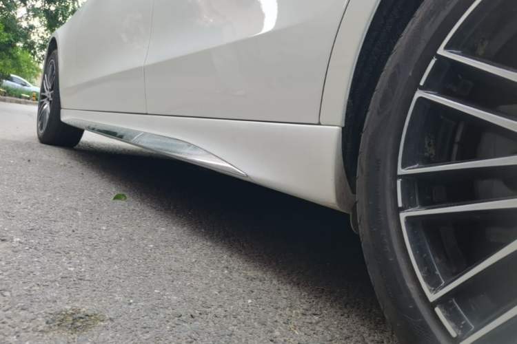 Used Mercedes-Benz C-Class 2025 Facelift C 260 L Sport Edition Left Side Sill