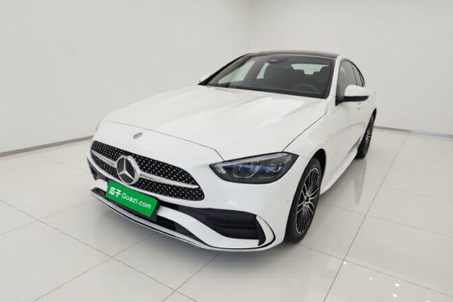 Mercedes-Benz C-Class 2025 C 260 L usado