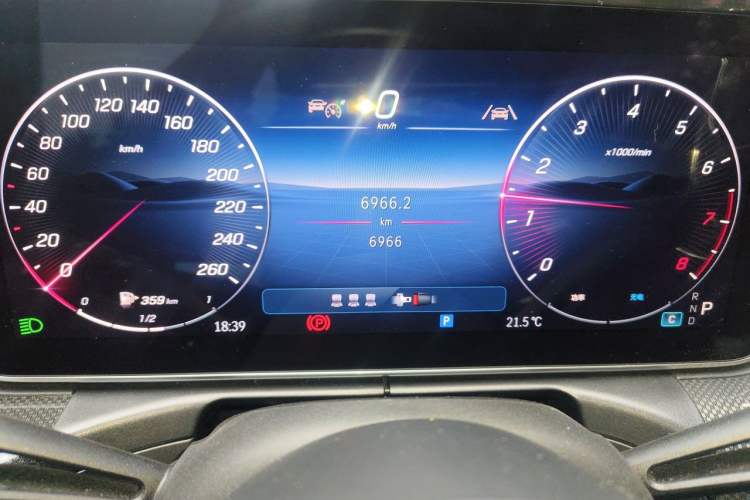 Used Mercedes-Benz C-Class 2025 C 260 L Sport Edition Odometer Close Up